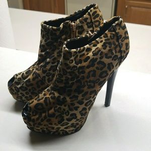 Charlotte Russe Cheetah print peep toe booties